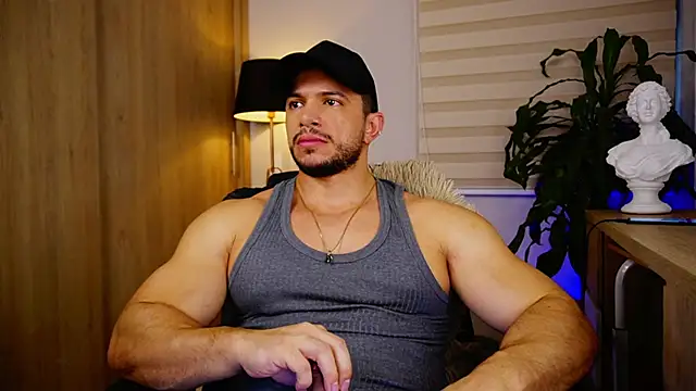 Erick Thompsonx online show from February 14, 7:20 pm