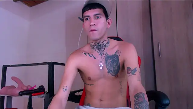 dilan abraham12 online show from March 11, 4:36 pm