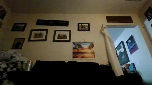 Snapshot of Bbcscottie77 chatting on June 7, 12:06 am Bbcscottie77 online show from June 7, 12:06 am