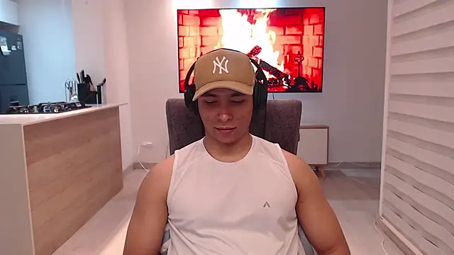 Auron Demon01 online show from September 26, 3:48 am