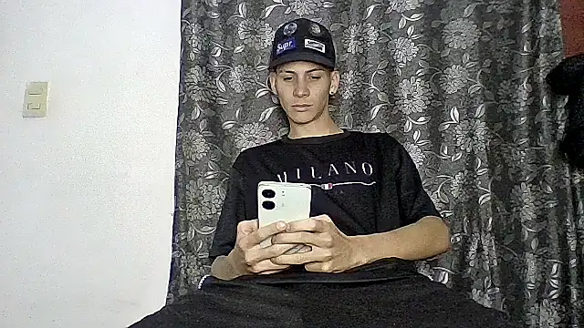 sam hottt online show from September 30, 4:51 am