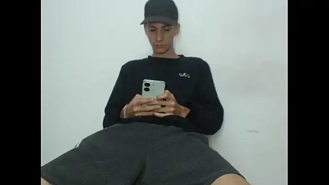 sam hottt online show from October 20, 6:12 pm