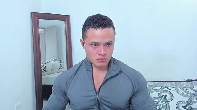 KingLevi01 online show from February 16, 8:40 pm