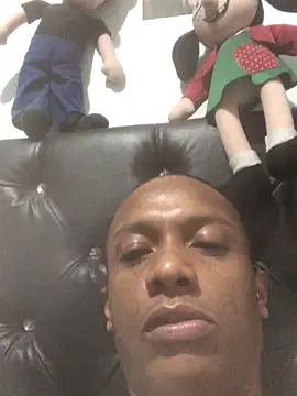 elpeluchenegroxxx3 online show from April 25, 1:41 am