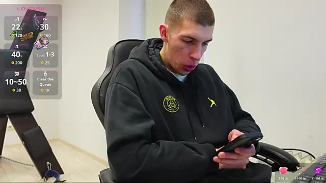 Ryan Dozer online show from November 29, 8:38 am