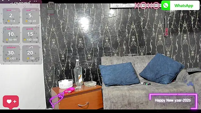 Snapshot of carl_jhonson821 chatting on October 11, 8:24 pm carl jhonson821 online show from October 11, 8:24 pm