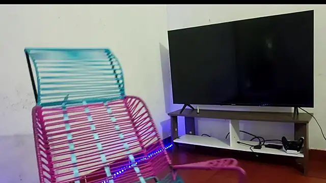 ErickWalton online show from November 27, 6:28 am