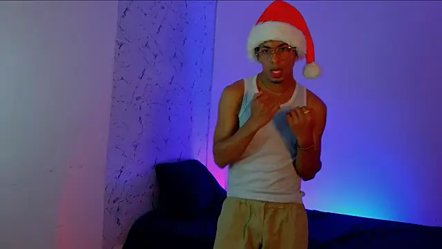 lorian vikel online show from December 15, 9:45 pm