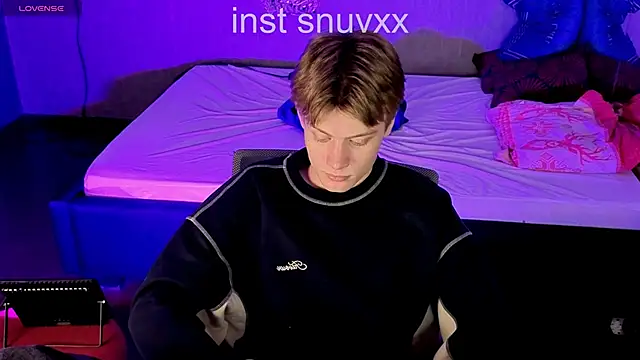 LouieEvans online show from October 2, 12:58 am