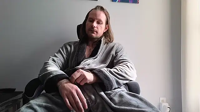 Snapshot of AlbinoAdonis chatting on September 13, 2:18 pm AlbinoAdonis online show from September 13, 2:18 pm