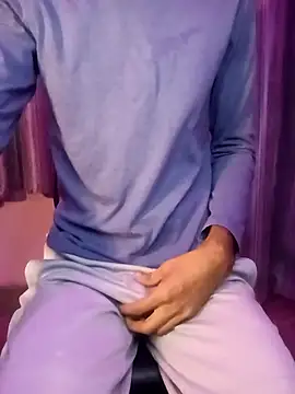 ash706339 online show from December 6, 12:07 am