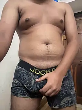 engineerboy14 online show from November 9, 6:45 pm