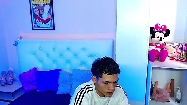 Snapshot of EL_VENEZOLANO_22CM chatting on October 1, 7:07 pm EL VENEZOLANO 22CM online show from October 1, 7:07 pm