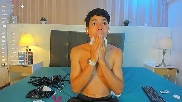 SandroVeyra online show from November 10, 3:33 am