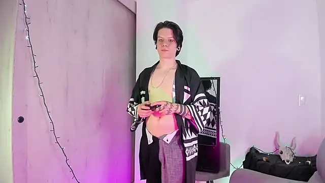 Jerry Cole online show from December 13, 10:49 pm