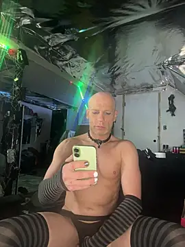 Jaycloudedview online show from May 17, 3:47 am