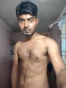 mdNajmus69 online show from April 18, 8:42 pm