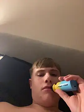 Sammyboy2211 online show from January 9, 1:22 am