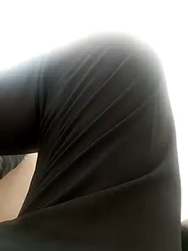 Snapshot of karandeep_Bhagat chatting on September 29, 10:03 am karandeep Bhagat online show from September 29, 10:03 am