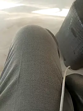 Snapshot of karandeep_Bhagat chatting on September 27, 9:40 am karandeep Bhagat online show from September 27, 9:40 am