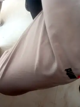 Snapshot of karandeep_Bhagat chatting on October 5, 9:46 am karandeep Bhagat online show from October 5, 9:46 am