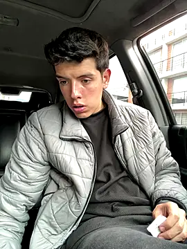 mattebret11 online show from November 24, 6:09 pm