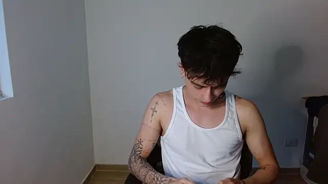 jaico santos online show from April 9, 11:11 pm