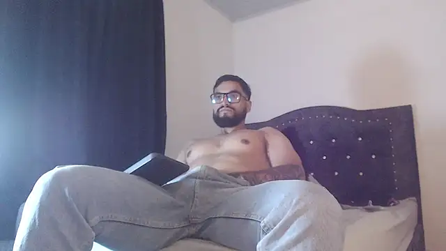 Chrys harris77 online show from April 14, 4:56 am