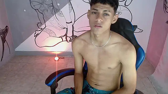 Snapshot of deivid_bigcock1 chatting on October 10, 12:26 am deivid bigcock1 online show from October 10, 12:26 am