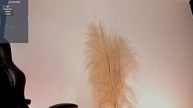 chrizmacgregor online show from October 21, 8:55 pm