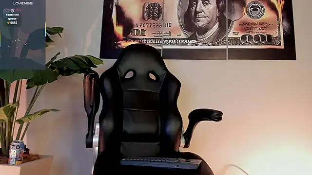 chrizmacgregor online show from April 8, 12:00 am