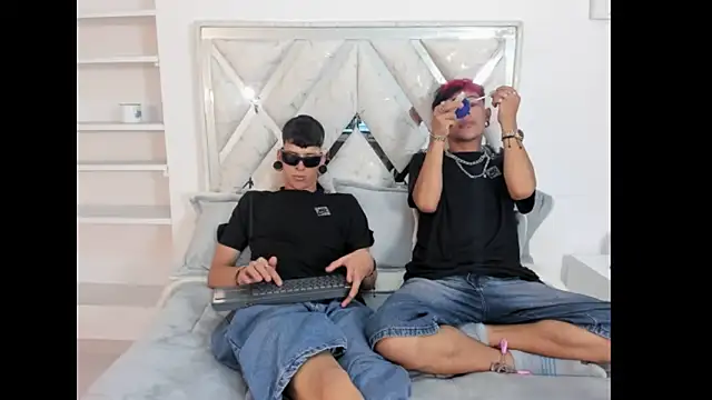 DemianSalvatore online show from September 30, 2:42 pm