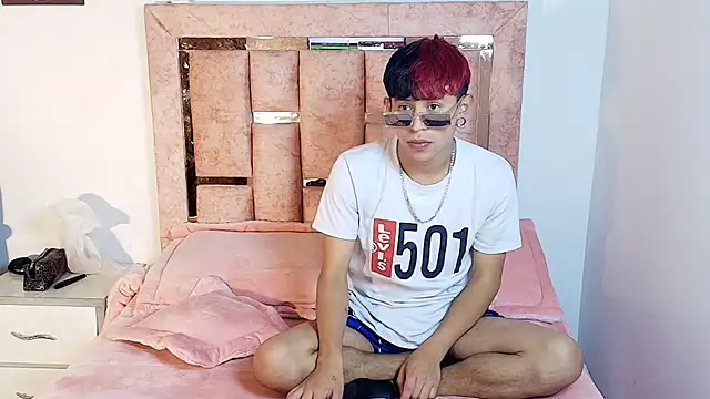 DemianSalvatore online show from November 6, 1:08 am