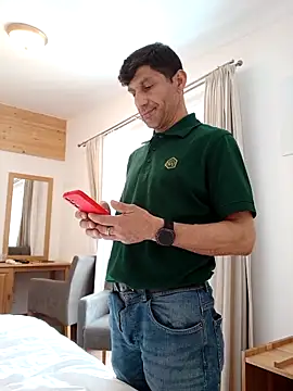 Casianantoonnio online show from February 20, 12:40 pm