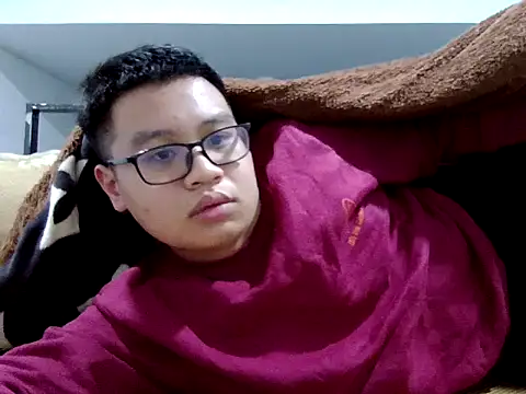 loveninja online show from December 19, 1:41 pm