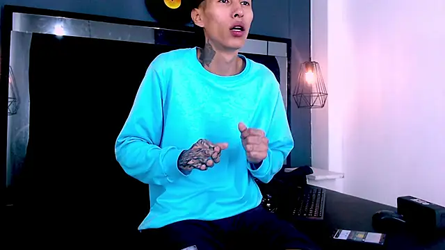 Daniel delux  online show from November 21, 11:42 am