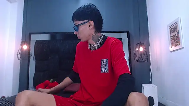 Daniel delux  online show from October 4, 11:48 am