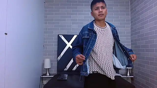 marcus hans  online show from October 3, 11:59 am