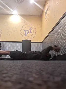 214KingLonggg online show from February 8, 11:09 pm