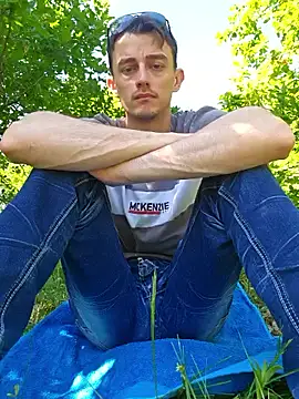 Chrisou73 online show from April 26, 1:52 pm