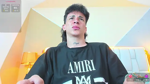 iammariano online show from September 25, 4:22 am