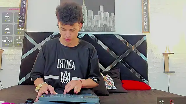 iammariano online show from October 4, 4:17 am