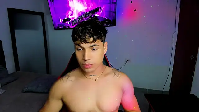 Adams Collins online show from September 26, 11:13 pm