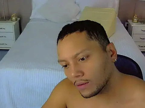Max Rivers online show from October 8, 1:37 pm
