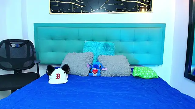 Lovers 21 online show from October 12, 5:12 am