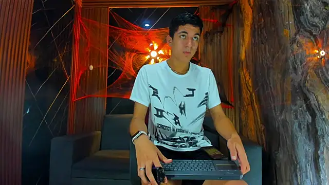 Stiben boy online show from October 21, 4:15 am