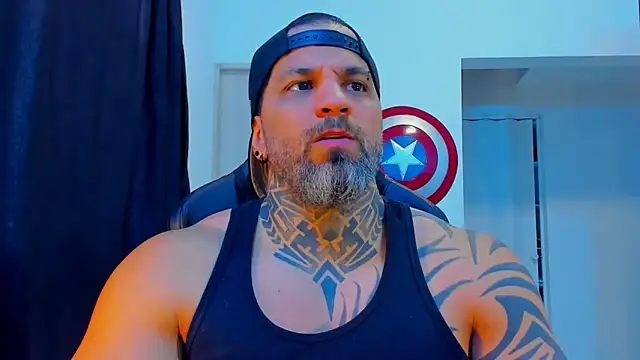 JoshRigby online show from March 6, 8:39 pm