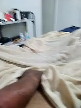 A reyes1122 online show from October 9, 10:53 am