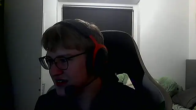 6foot7michael online show from September 26, 11:13 pm