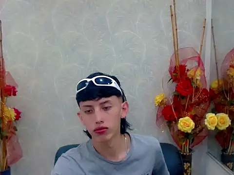Snapshot of thaigo_twink38 chatting on October 7, 3:21 am thaigo twink38 online show from October 7, 3:21 am